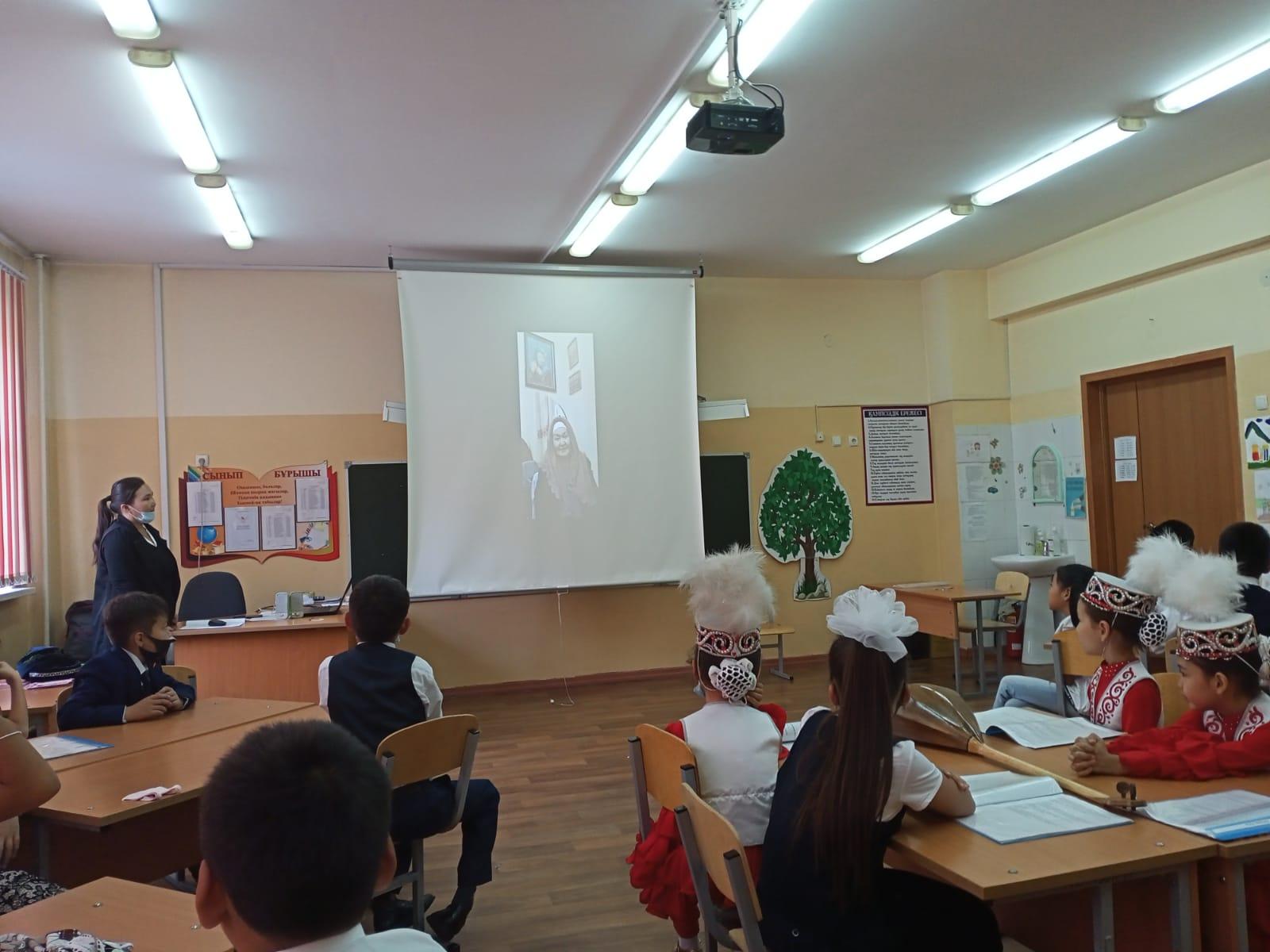 "Бастауыш сынып" мұғалімі С.Сұлтанованың ұйымдастырумен "Ұлттың тілі,  дәстүрі, мәдениеті-сол ұлттың жаны, жан дүниесі" атты зейнеткерлермен кездесу