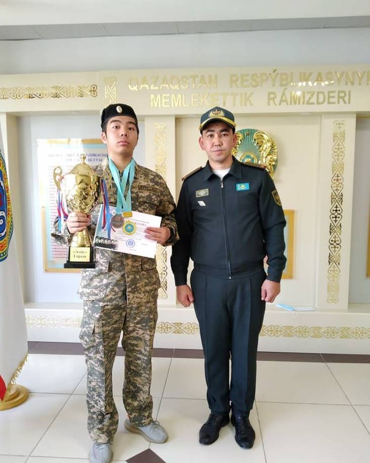 Республикалық «Алау» әскери-спорттық ойынынан І орын    «Ұлан» командасы